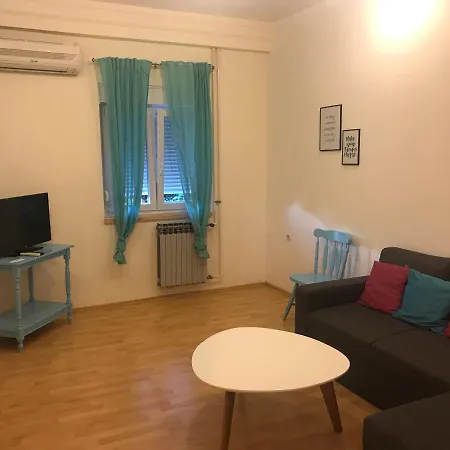 Apartment Bony *